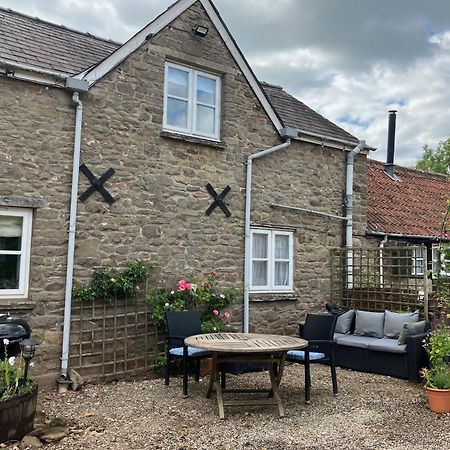 The Bothy At Oak Farm Apartment Usk Exterior photo